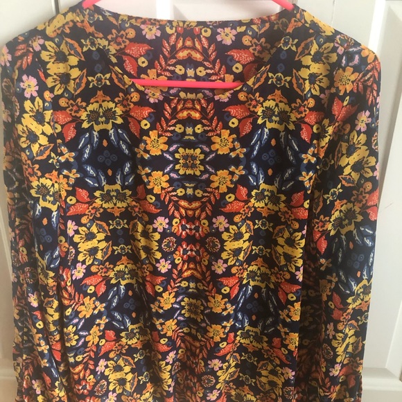 Colorful blouse - Picture 2 of 2